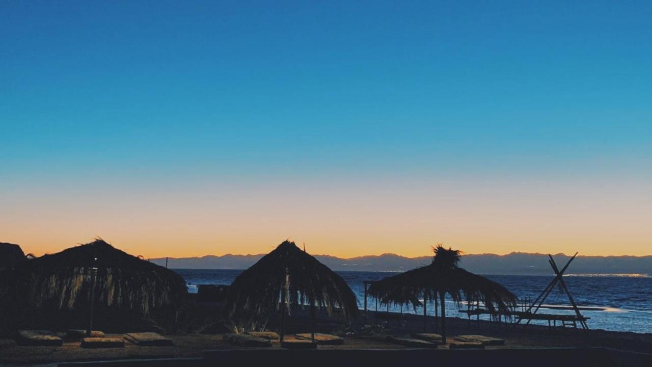 Abdo Caribbean Camp Hotel Nuweiba` Екстериор снимка